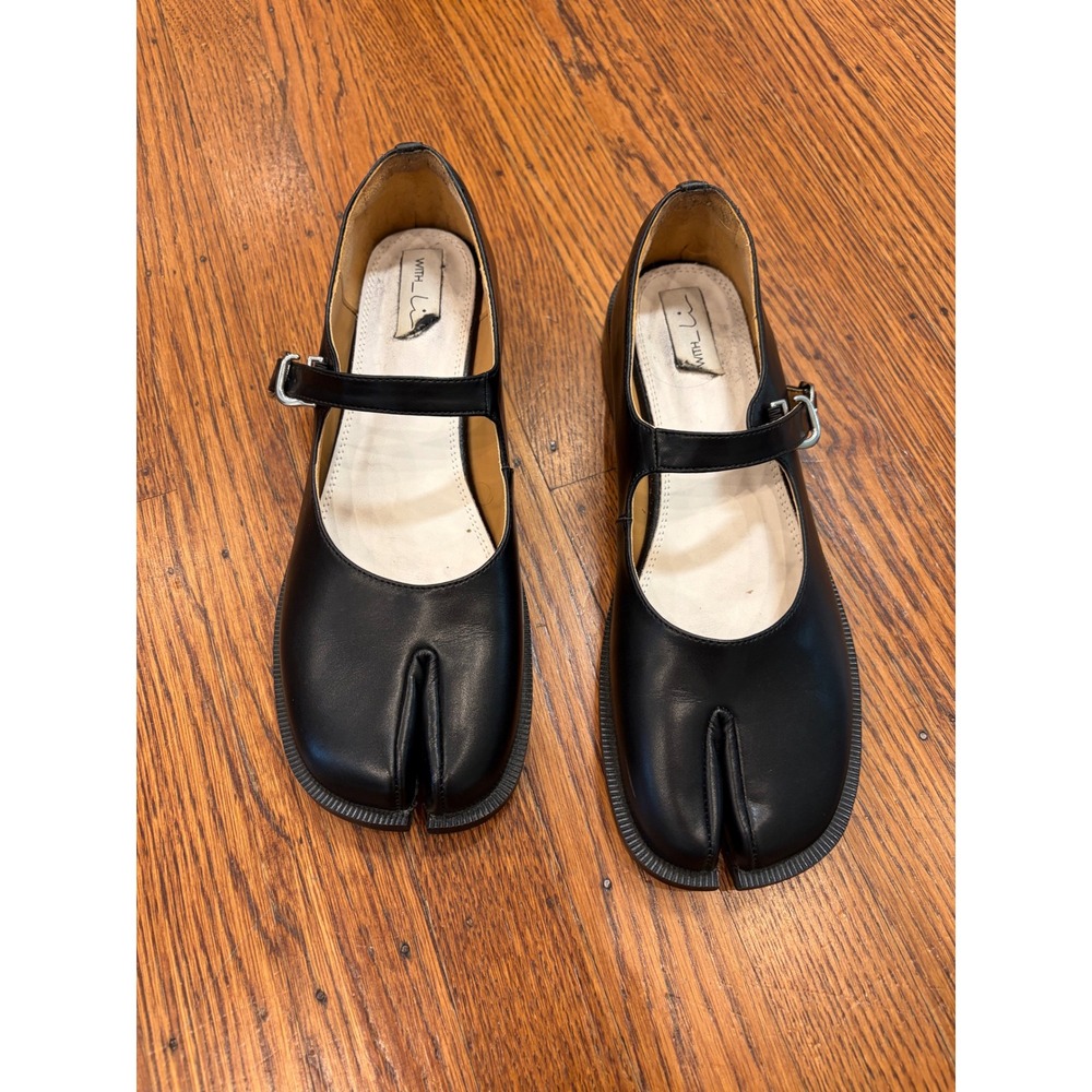 Tabi Inspired Split Toe Mary Jane Flats Black Leather Buckle Strap 40